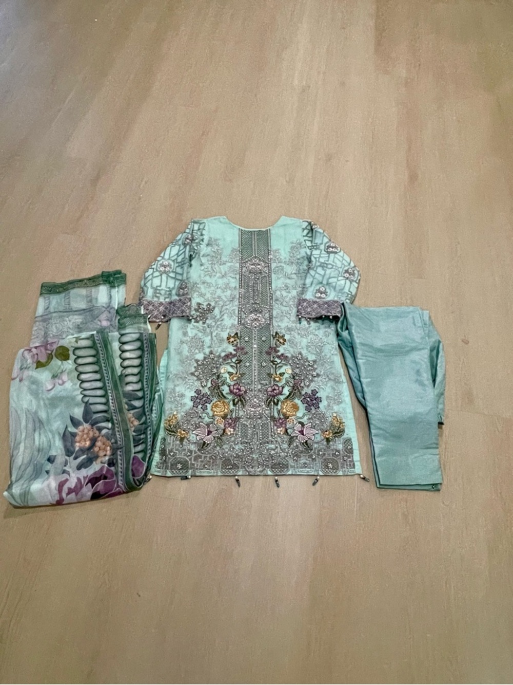 Bin Saeed Formal Collection 3-Piece Suit • Size M • Preloved • Embroidered